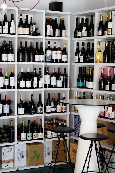 La Diligente - Vinoteca en Murcia - foto 2