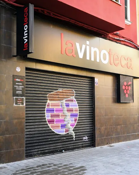 La Vinoteca - Tienda de vinos en Palma - foto 2