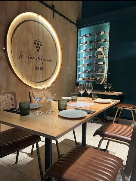 La Viña del Puerto - Vinoteca en Las Palmas de Gran Canaria - foto 2