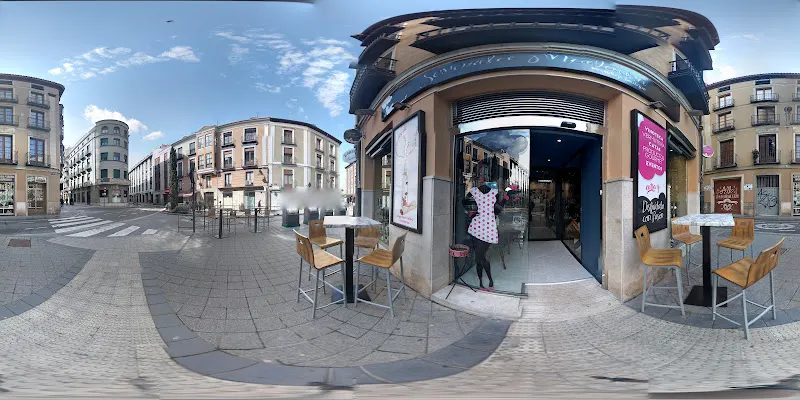 Vinoteca Señorita Malauva Maridaje Boutique - Vinoteca en Valladolid - foto 2