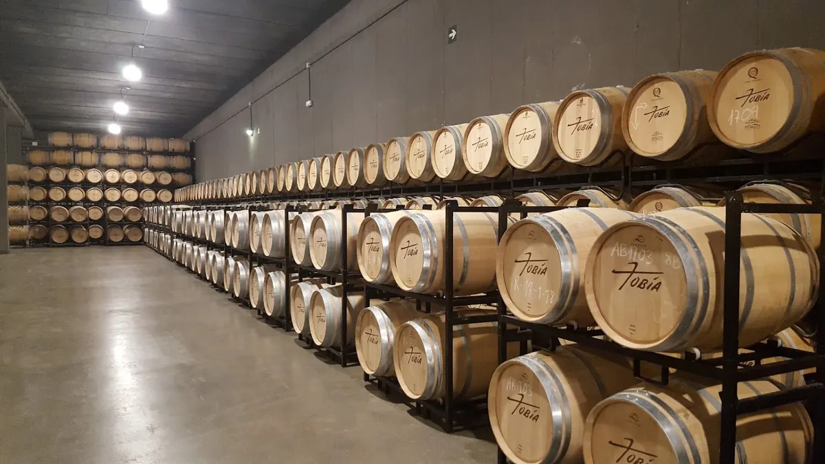 Bodegas Tobía