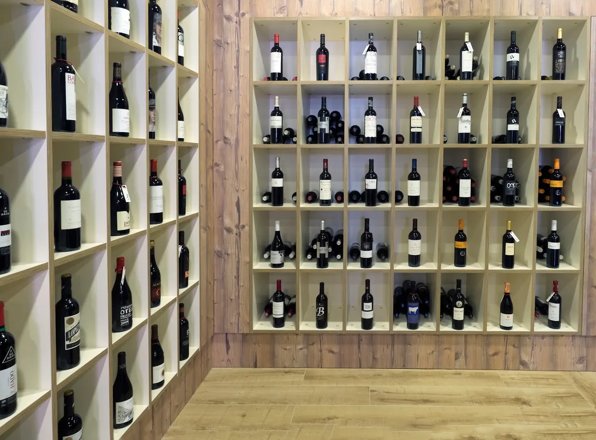 Vino & Más Shop - Ibi