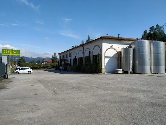 Sidra Cortina. Llagar con tienda de sidra y visitas guiadas