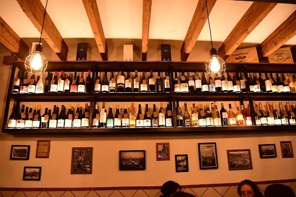 Bodega Amposta - Bodega en Barcelona