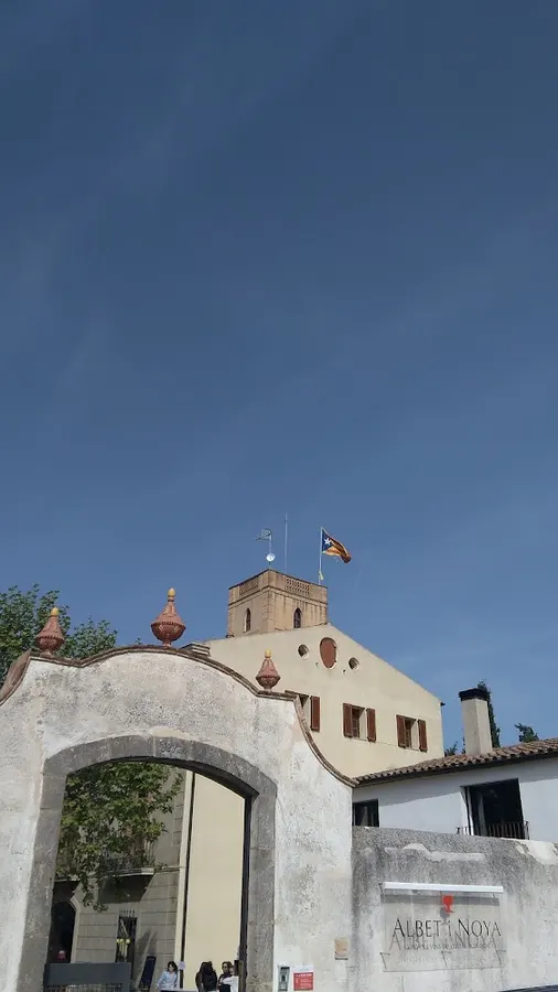 Albet i Noya | Vins ecològics del Penedès. Visita el celler i winebar.