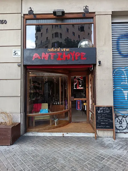 NATURAL WINE CLUB - Tienda de vinos en Barcelona - foto 2