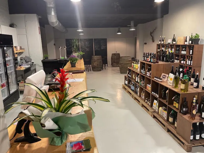 La Bodega del Mascaró - Bodega en Tiana - foto 3