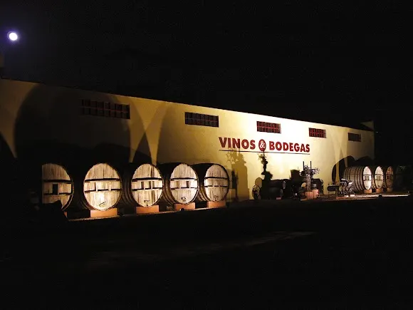 Vinos y Bodegas