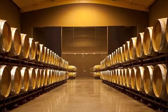 Heraclio Alfaro, Compañía de Vinos