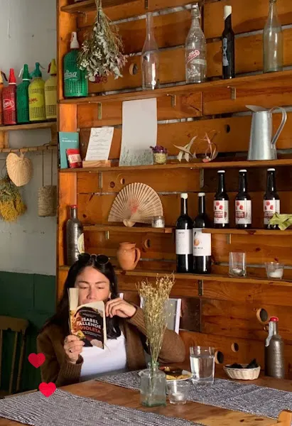 La Nau del Vi - Vinoteca en Llorenc del Penedes - foto 2