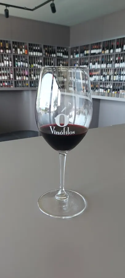 Vinófilos Tenerife - Mayorista e importador de vino en La Orotava