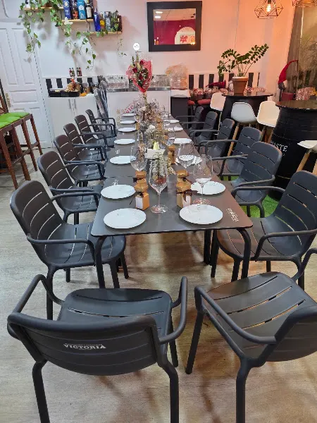 Licoreria internacional (tapas y vino) la barrica de los momentos - Vinoteca en Puerto de la Cruz - foto 3
