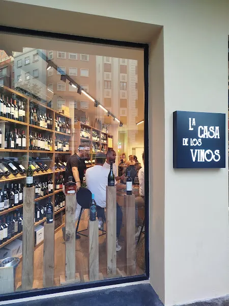 La Casa De Los Vinos - Tienda de vinos en Paiporta - foto 2